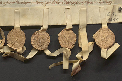 Abbildung Siegel an einer Urkunde aus dem Jahr 1380 (Z 1, Nr. 1111). Mit Klick zur Ansicht im Viewer gelangen.